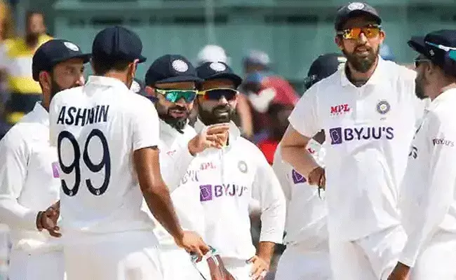 భారత్, ఇంగ్లాండ్ మధ్య ఆఖరి టెస్టు.. ఇండియా జట్టులో ఒక మార్పు భారత్, ఇంగ్లాండ్ మధ్య ఆఖరి టెస్టు.. ఇండియా జట్టులో ఒక మార్పు