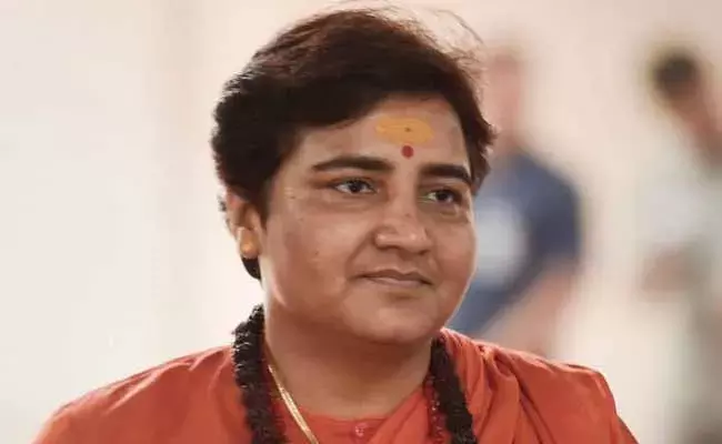 మరోసారి అస్వస్థతకు గురైన బీజేపీ ఎంపీ.. ముంబైకి తరలింపు.. !