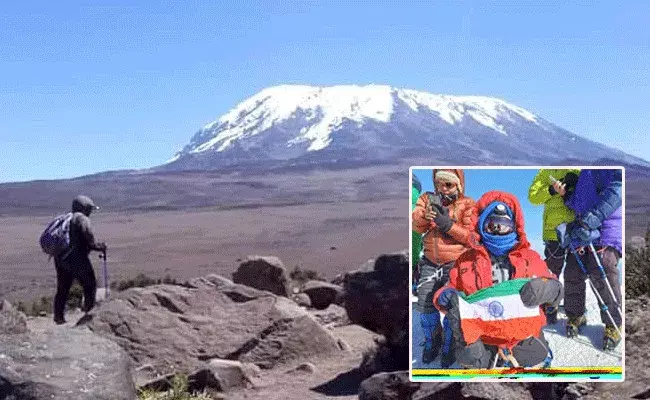 కిలిమంజారో శిఖరాన్ని అధిరోహించిన మహిళలు