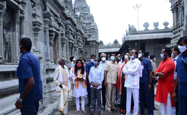 యాదాద్రి ఆలయ నిర్మాణ పనులపై కేసీఆర్ రివ్యూ యాదాద్రి ఆలయ నిర్మాణ పనులపై కేసీఆర్ రివ్యూ