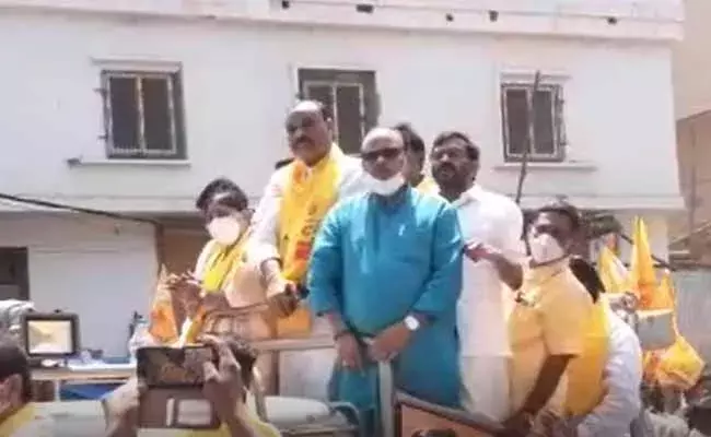 నెల్లూరు కలెక్టరేట్‌లో పనబాక లక్ష్మి నామినేషన్‌..!