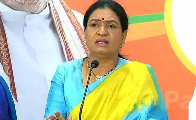 ఎమ్మెల్సీ ఎన్నికల్లో దొడ్డిదారిన టీఆర్ఎస్ గెలిచింది : డీకే.అరుణ ఎమ్మెల్సీ ఎన్నికల్లో దొడ్డిదారిన టీఆర్ఎస్ గెలిచింది : డీకే.అరుణ