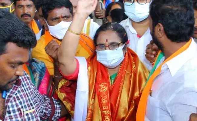 ఏపీ నా పుట్టినిల్లు... నేను తెలుగు ఆడబిడ్డనే : బీజేపీ ఎంపీ అభ్యర్ధి రత్నప్రభ ఏపీ నా పుట్టినిల్లు... నేను తెలుగు ఆడబిడ్డనే : బీజేపీ ఎంపీ అభ్యర్ధి రత్నప్రభ