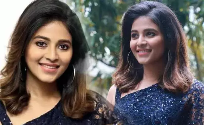 Anjali : అంజలి లేటెస్ట్ ఫొటోస్...! Anjali : అంజలి లేటెస్ట్ ఫొటోస్...!