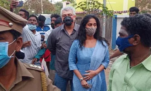 అభిమానం హద్దులు మీరింది.. అజిత్కు తిక్క రేగింది.. దాంతో అభిమానం హద్దులు మీరింది.. అజిత్కు తిక్క రేగింది.. దాంతో