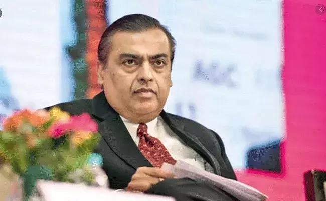 రిలయన్స్ ఇండస్ట్రీస్‌కి సెబీ షాక్..! రూ.25కోట్ల జరిమానా !
