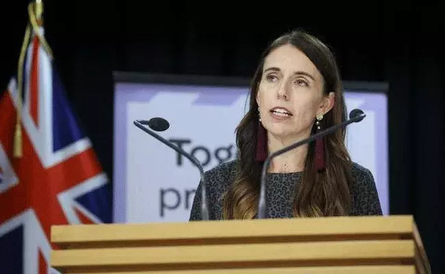 ప్లీజ్ అర్థం చేసుకోండి.. మీరు మా దేశానికి రావద్దు: ప్రధాని ప్లీజ్ అర్థం చేసుకోండి.. మీరు మా దేశానికి రావద్దు: ప్రధాని