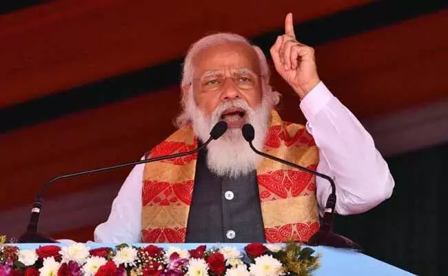 బెంగాల్లో దీదీ, టీఎంసీ నేతల గుండాగిరి చెల్లవు : మోదీ బెంగాల్లో దీదీ, టీఎంసీ నేతల గుండాగిరి చెల్లవు : మోదీ