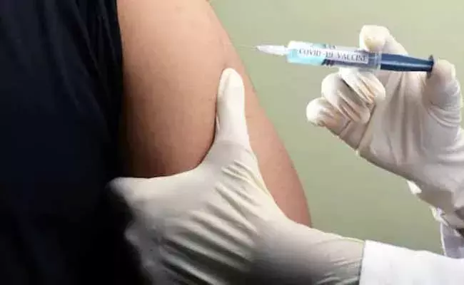 ఏపీలో కరోనా టీకా మహోత్సవ్ పై సందిగ్ధత..! ఏపీలో కరోనా టీకా మహోత్సవ్ పై సందిగ్ధత..!