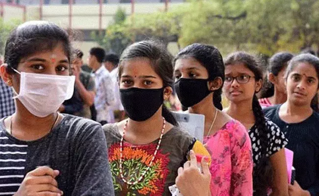 పది పబ్లిక్ పరీక్షలు రద్దు.. ఇంటర్ పరీక్షలు వాయిదా