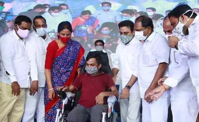 డబుల్ బెడ్రూమ్ ఇళ్లలో.. 5% దివ్యాంగులకు.. డబుల్ బెడ్రూమ్ ఇళ్లలో.. 5% దివ్యాంగులకు..