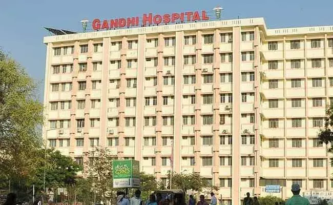 రేపటి నుంచి పూర్తి స్ధాయి కోవిడ్ అసుపత్రిగా గాంధీ హస్పటల్..! రేపటి నుంచి పూర్తి స్ధాయి కోవిడ్ అసుపత్రిగా గాంధీ హస్పటల్..!