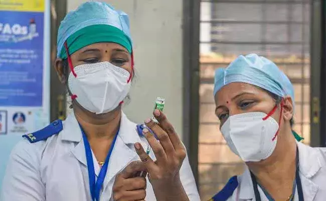 తెలంగాణలో నేడు కరోనా వ్యాక్సినేషన్ నిలిపివేత.. తెలంగాణలో నేడు కరోనా వ్యాక్సినేషన్ నిలిపివేత..