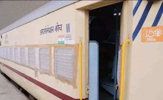 కరోనా విజృంభిస్తున్న నేపథ్యంలో రైల్వే శాఖ కీలక నిర్ణయం..!