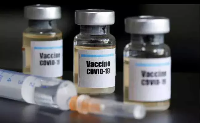 కరోనా వ్యాక్సిన్ను రాష్ట్రాలకు ఉచితంగా ఇచ్చేందుకు కేంద్రం అంగీకారం..! కరోనా వ్యాక్సిన్ను రాష్ట్రాలకు ఉచితంగా ఇచ్చేందుకు కేంద్రం అంగీకారం..!