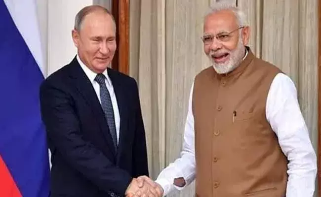 రష్యా నుంచి వచ్చిన స్పుత్నిక్ వి వ్యాక్సిన్