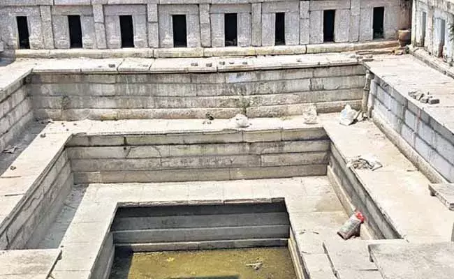 దేవరయాంజాల్కు ఉన్నత స్థాయి కమిటీ.. రాములోరి భూముల ఆక్రమణలపై శరవేగంగా విచారణ..! దేవరయాంజాల్కు ఉన్నత స్థాయి కమిటీ.. రాములోరి భూముల ఆక్రమణలపై శరవేగంగా విచారణ..!