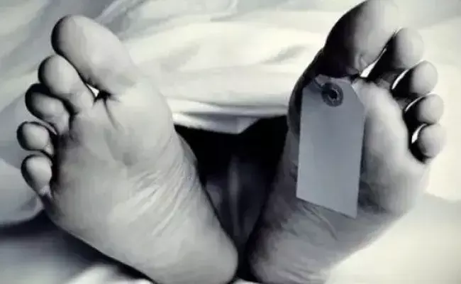 వికటించిన వైద్యం.. ఒకే కుటుంబంలో 8 మంది మృతి.. ! వికటించిన వైద్యం.. ఒకే కుటుంబంలో 8 మంది మృతి.. !