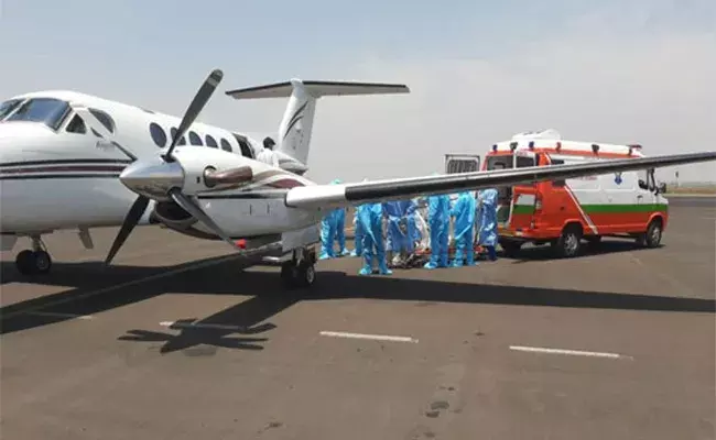 Sonu Sood : బతికించాలనుకున్నా.. కుదరలేదు.. సోనూసూద్ ఎమోషనల్ ట్వీట్..! Sonu Sood : బతికించాలనుకున్నా.. కుదరలేదు.. సోనూసూద్ ఎమోషనల్ ట్వీట్..!