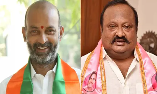 మంత్రి గంగులకి ఎంపీ బండి సంజయ్ సంజయ్ బర్త్ డే విషెస్..! మంత్రి గంగులకి ఎంపీ బండి సంజయ్ సంజయ్ బర్త్ డే విషెస్..!