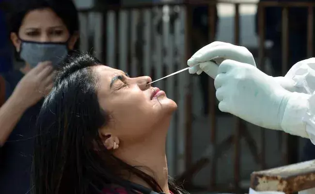 Corona Cases In India : దేశంలో కొత్తగా 3.43లక్షల కేసులు.. 4వేల మరణాలు..! Corona Cases In India : దేశంలో కొత్తగా 3.43లక్షల కేసులు.. 4వేల మరణాలు..!