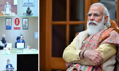 Narendra Modi : కరోనా, టీకా డ్రైవ్పై ప్రధాని ఉన్నత స్థాయి సమీక్ష..! Narendra Modi : కరోనా, టీకా డ్రైవ్పై ప్రధాని ఉన్నత స్థాయి సమీక్ష..!
