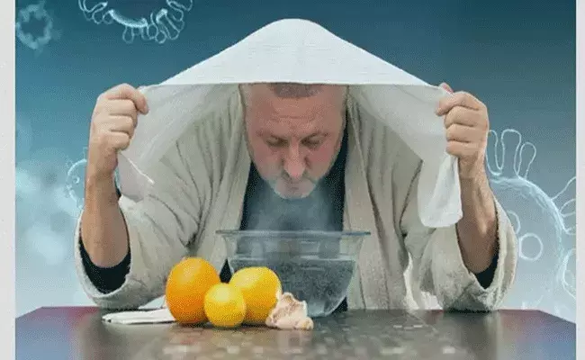 ఆవిరి పడుతున్నారా.. అయితే ఆరోగ్య మంత్రి ఏం చెప్తున్నారంటే..