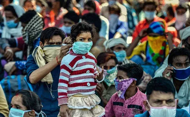 సెకండ్ వేవ్.. తగ్గుతున్న కేసులు.. పెరుగుతున్న మరణాలు సెకండ్ వేవ్.. తగ్గుతున్న కేసులు.. పెరుగుతున్న మరణాలు