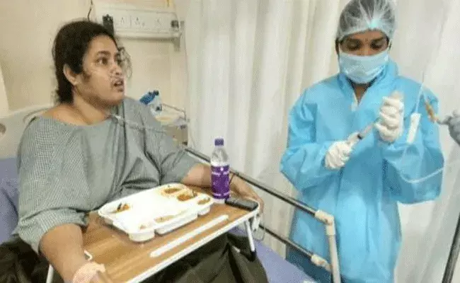 ఎలక్షన్ డ్యూటీపై వెళ్లిన భార్య కోవిడ్ తో మరణం.. ఎన్నికలతో జీవితాలు నాశనం అని భర్త ఆవేదన