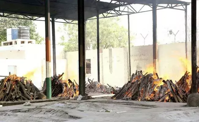 GHMC :కరోనా మృతదేహాల అంత్యక్రియలకు రూ.8వేలు