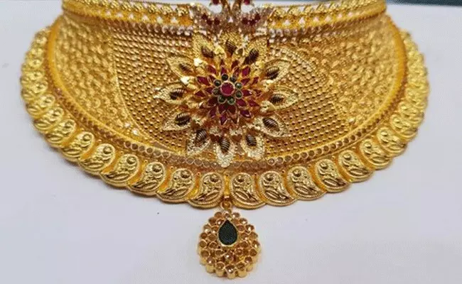 Gold Rate: భారీగా పెరిగిన బంగారం ధర.. Gold Rate: భారీగా పెరిగిన బంగారం ధర..