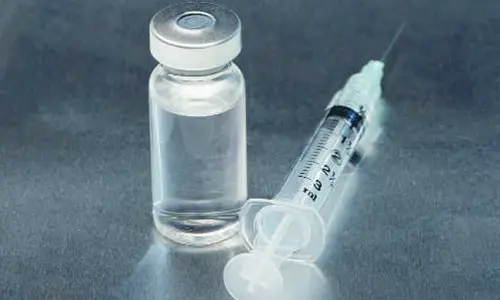 Covid Vaccine: స్టార్ హోటల్స్ లో వ్యాక్సినేషన్ వద్దు: కేంద్రం