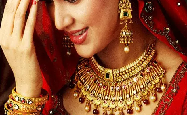 బంగారం ధర స్థిరంగా.. 10 గ్రాముల ధర..