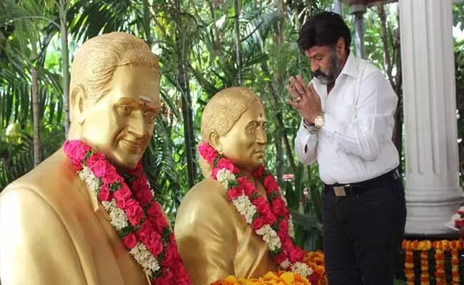 Nandarmuri Balakrishna : ఖరీదైన క్యాన్సర్ వైద్యాన్ని సామాన్య ప్రజలకు అందించాలనేది బసవతారకం ఆసుపత్రి లక్ష్యం..! Nandarmuri Balakrishna : ఖరీదైన క్యాన్సర్ వైద్యాన్ని సామాన్య ప్రజలకు అందించాలనేది బసవతారకం ఆసుపత్రి లక్ష్యం..!