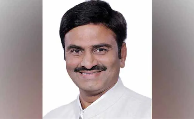 Raghu Rama Krishna Raju : కేంద్ర మంత్రులు రవిశంకర్ ప్రసాద్, ప్రహ్లాద్ జోషీలకు.. ఎంపీ రఘురామ లేఖలు Raghu Rama Krishna Raju : కేంద్ర మంత్రులు రవిశంకర్ ప్రసాద్, ప్రహ్లాద్ జోషీలకు.. ఎంపీ రఘురామ లేఖలు