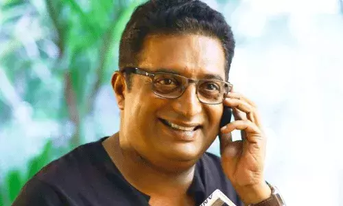 MAA: మా టీమ్లో నా వాళ్లు.. : ప్రకాశ్రాజ్ MAA: మా టీమ్లో నా వాళ్లు.. : ప్రకాశ్రాజ్