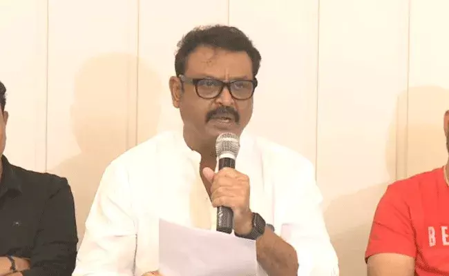 Naresh Press Meet: నాగబాబు మాటలు నన్ను బాధించాయి: నరేష్ Naresh Press Meet: నాగబాబు మాటలు నన్ను బాధించాయి: నరేష్