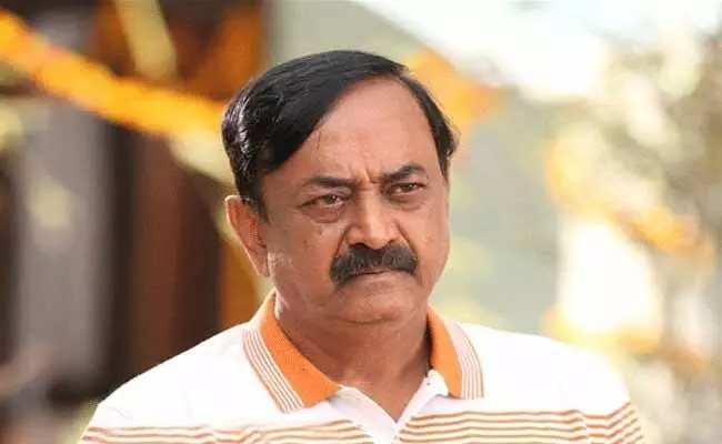 MAA Elections 2021 : మా ప్రెసిడెంట్ పదవికి పోటీలో సీవీఎల్ నరసింహరావు..! MAA Elections 2021 : మా ప్రెసిడెంట్ పదవికి పోటీలో సీవీఎల్ నరసింహరావు..!