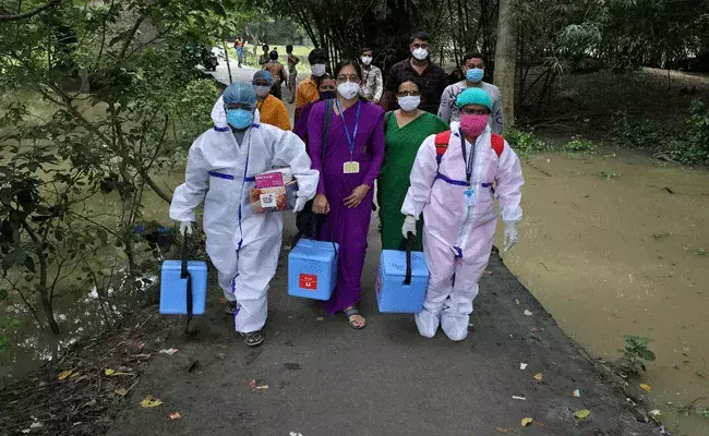 Corona Update: గత 24 గంటల్లో దేశంలో నమోదైన కొత్త కోవిడ్ కేసులు.. Corona Update: గత 24 గంటల్లో దేశంలో నమోదైన కొత్త కోవిడ్ కేసులు..