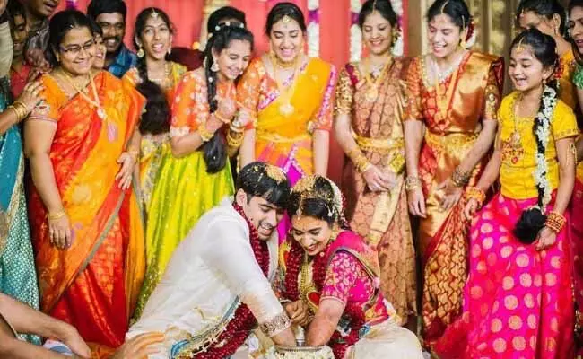 ఆషాడమాసంలో కొత్త జంట ఎందుకు కలిసి ఉండకూడదు.. కారణం ఇదేనట..! ఆషాడమాసంలో కొత్త జంట ఎందుకు కలిసి ఉండకూడదు.. కారణం ఇదేనట..!