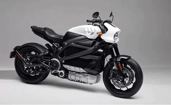 Harley-Davidson-Livewire: ఎలక్ట్రిక్ బైక్గా హార్లే-డేవిడ్సన్.. ధరలో మార్పు.. Harley-Davidson-Livewire: ఎలక్ట్రిక్ బైక్గా హార్లే-డేవిడ్సన్.. ధరలో మార్పు..