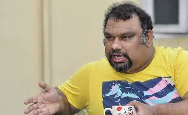 సినీ క్రిటిక్ కత్తి మహేష్ మృతి..! సినీ క్రిటిక్ కత్తి మహేష్ మృతి..!