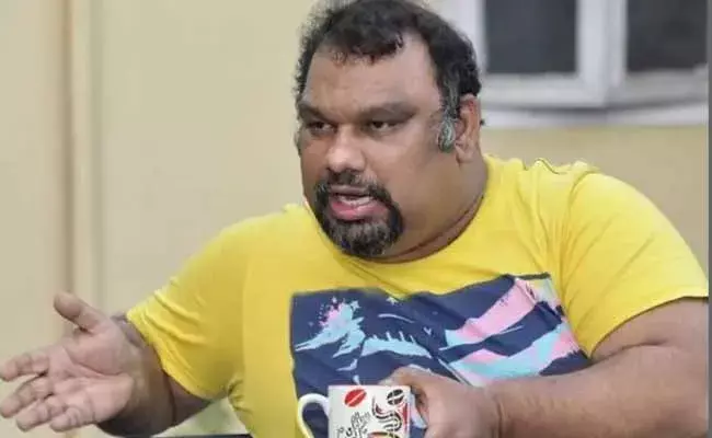 ఎప్పటికైనా అలాంటి సినిమా తీయాలనుకున్నా కత్తి మహేష్... కానీ అంతలోనే ఇలా..! ఎప్పటికైనా అలాంటి సినిమా తీయాలనుకున్నా కత్తి మహేష్... కానీ అంతలోనే ఇలా..!