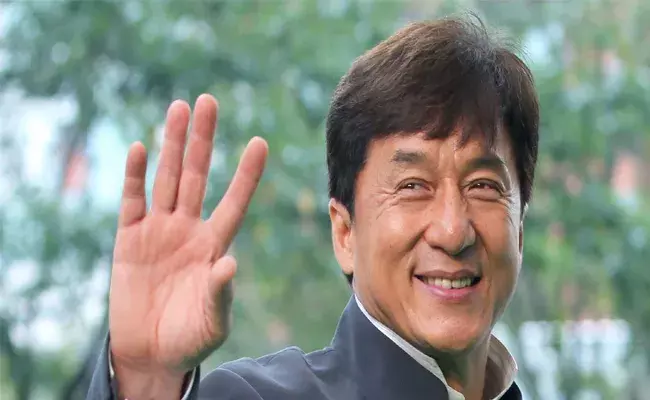 చైనా కమ్యూనిస్టు పార్టీలోకి జాకీ చాన్‌!