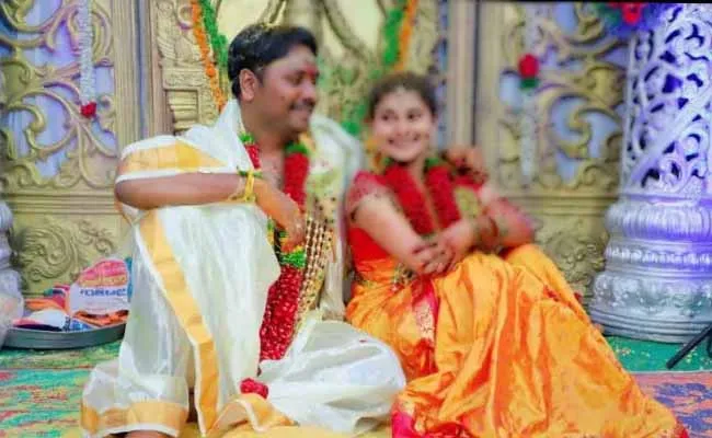 అనాథ అంటూ మోసాలు... నిత్యపెళ్ళికూతురు అరెస్ట్..! అనాథ అంటూ మోసాలు... నిత్యపెళ్ళికూతురు అరెస్ట్..!
