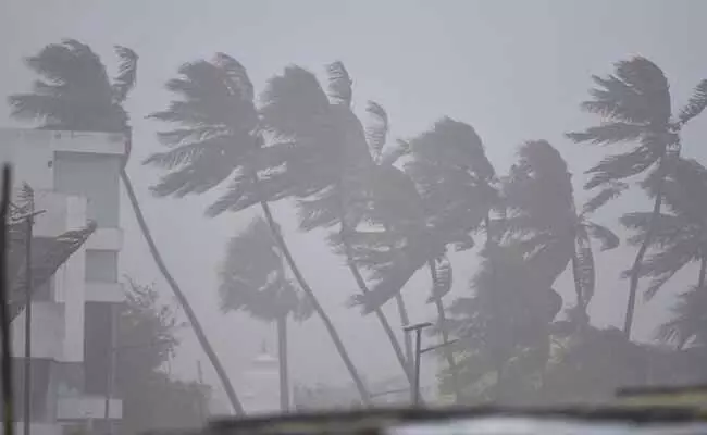 Heavy Rains In Telugu States Heavy Rains In Telugu States