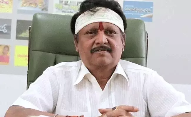 Kodi RamaKrishna: ఇండస్ట్రీకి ఇష్టమైన దర్శకుడు కోడి రామకృష్ణ.. బర్త్డే స్పెషల్ Kodi RamaKrishna: ఇండస్ట్రీకి ఇష్టమైన దర్శకుడు కోడి రామకృష్ణ.. బర్త్డే స్పెషల్