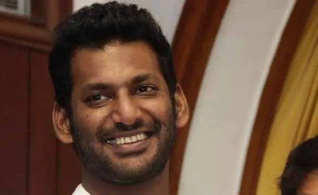 పండంటి పాపకి జన్మనిచ్చిన హీరోయిన్.. ఎమోషనల్ ట్వీట్ చేసిన విశాల్..! పండంటి పాపకి జన్మనిచ్చిన హీరోయిన్.. ఎమోషనల్ ట్వీట్ చేసిన విశాల్..!