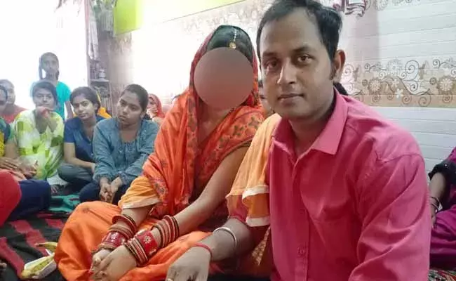 గాఢంగా ప్రేమ.. దారుణంగా మోసం.. అయినప్పటికీ భార్యే కావాలంటున్న భర్త..! గాఢంగా ప్రేమ.. దారుణంగా మోసం.. అయినప్పటికీ భార్యే కావాలంటున్న భర్త..!