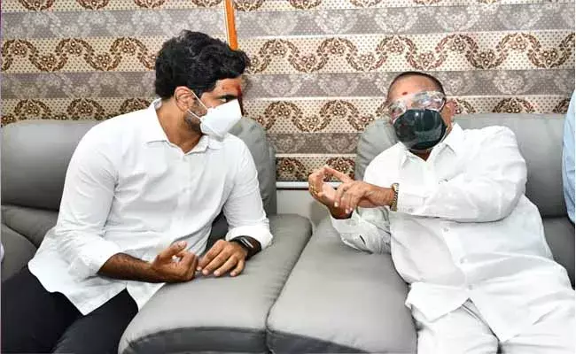 తూర్పుగోదావరి జిల్లాలో పర్యటించిన నారా లోకేష్‌